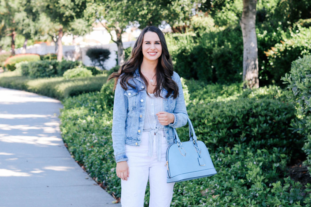 How to Style White Boyfriend Jeans for Summer