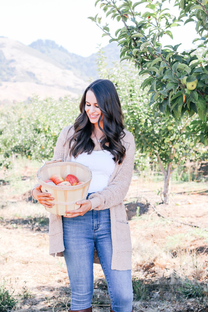 Apple Picking at Gizdich Ranch
